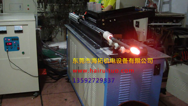 污污污草莓视频成人淬火炉,棒料淬火