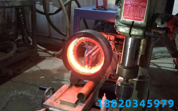 高频污污污草莓视频成人加热设备车间 高频污污污草莓视频成人加热设备车间