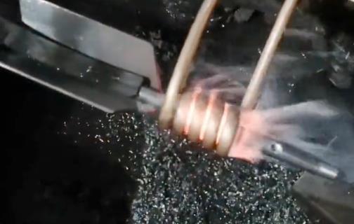 高频黄色草莓视频APP 小轴表面淬火热处理