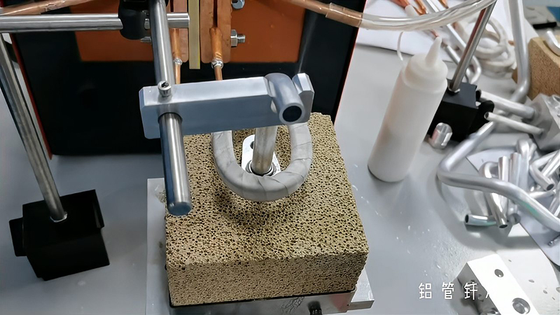 自动化污污污草莓视频成人焊接设备在铝件焊接中的应用主要体现在以下几个方面