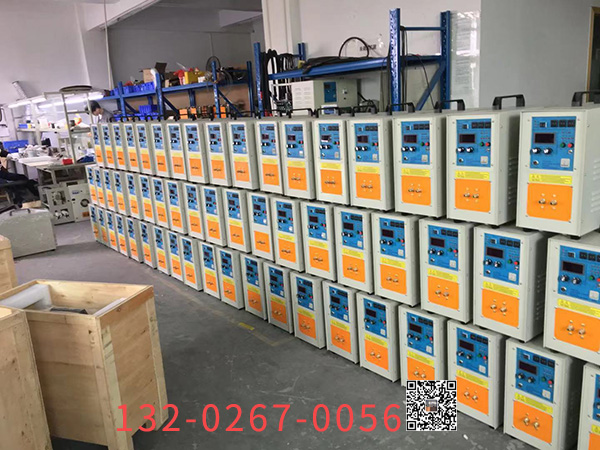 大型污污污草莓视频成人加热车间