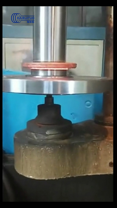 高频黄色草莓视频APP对轴表面淬火
