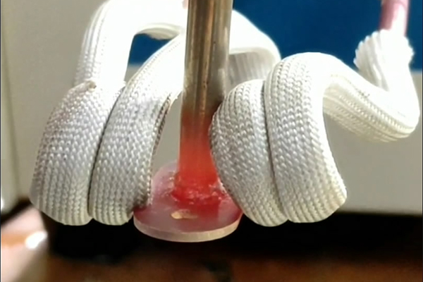 高频污污污草莓视频成人加热设备 高频污污污草莓视频成人加热铜件钎焊焊接 受热均匀易操作控制