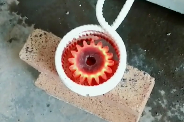 污污污草莓视频成人淬火厂 污污污草莓视频成人淬火厂