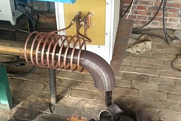 污污污草莓视频成人加热设备弯管的工艺概况